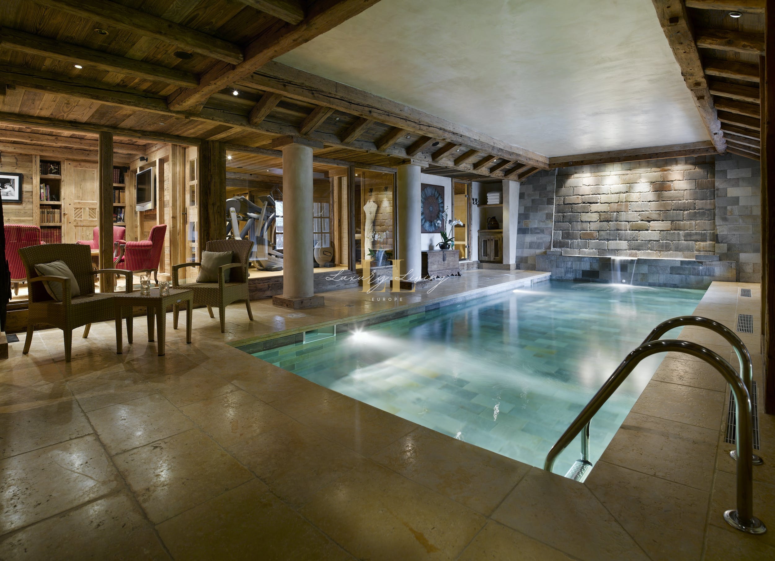 Chalet Eddy Accommodation in Courchevel