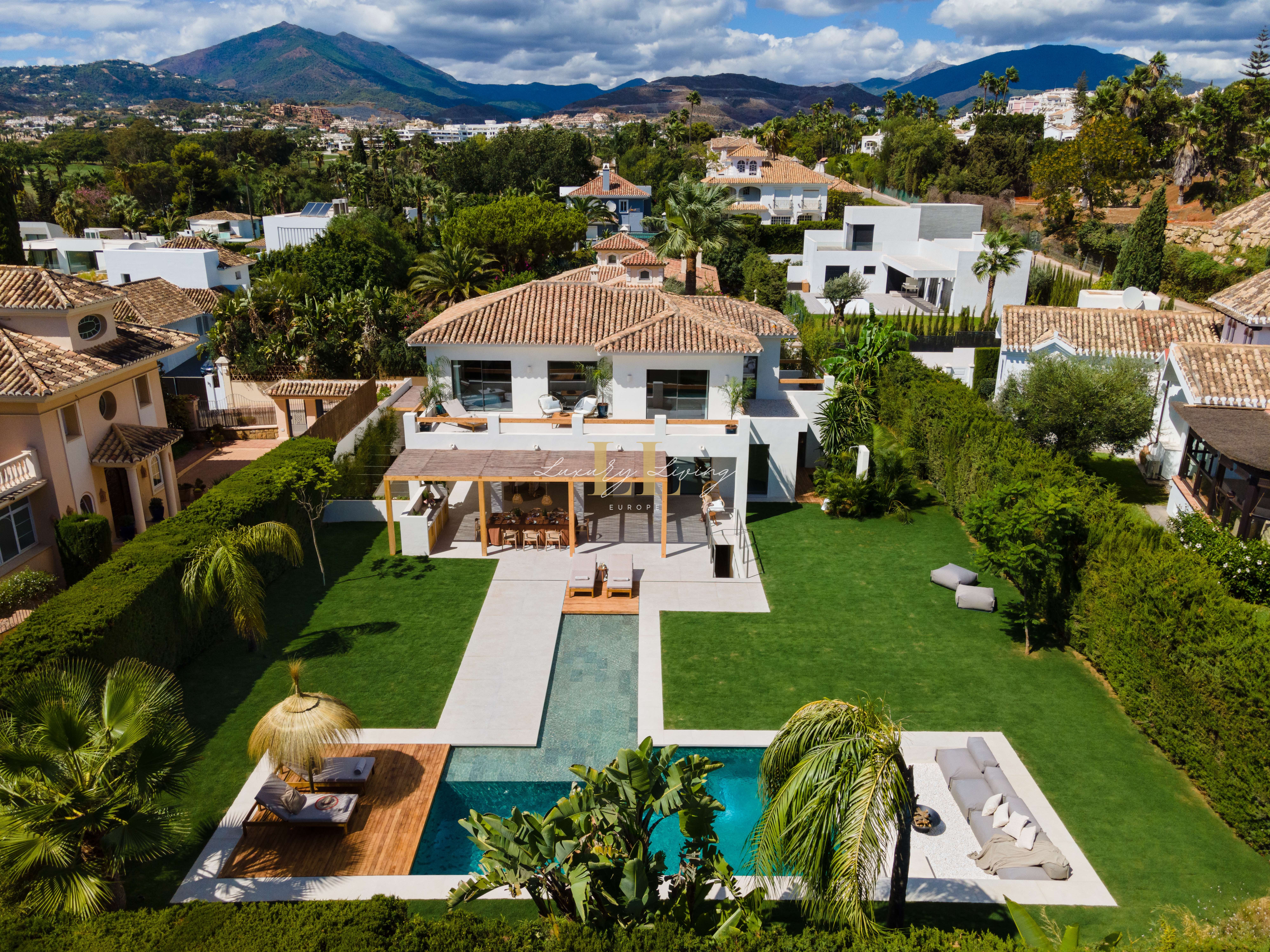Villa Kyoto Accommodation in Marbella
